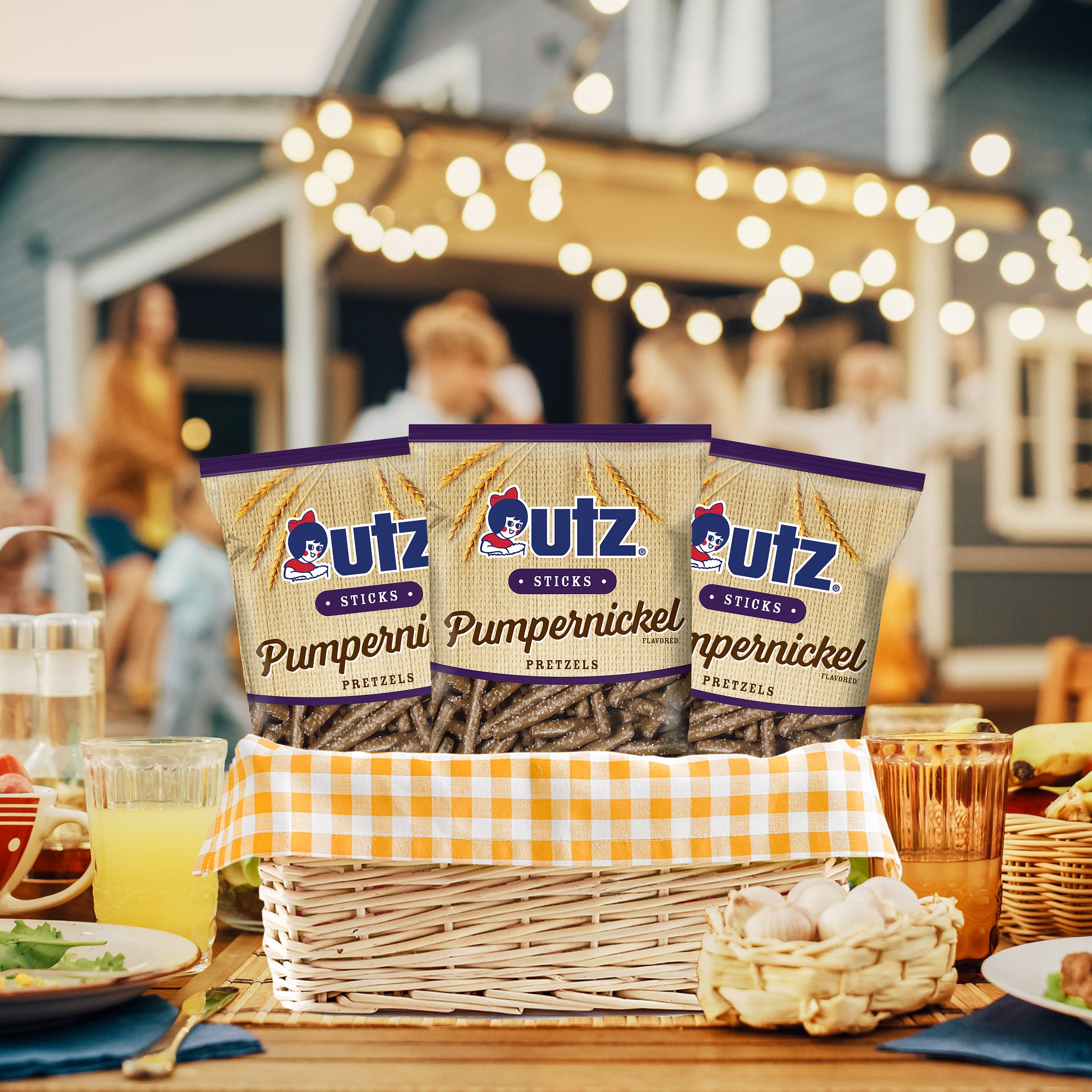 UMPLEX Ur(ウル) 3個セット Utz Sticks Pumpernickel Pretzels – Utz Quality Foods